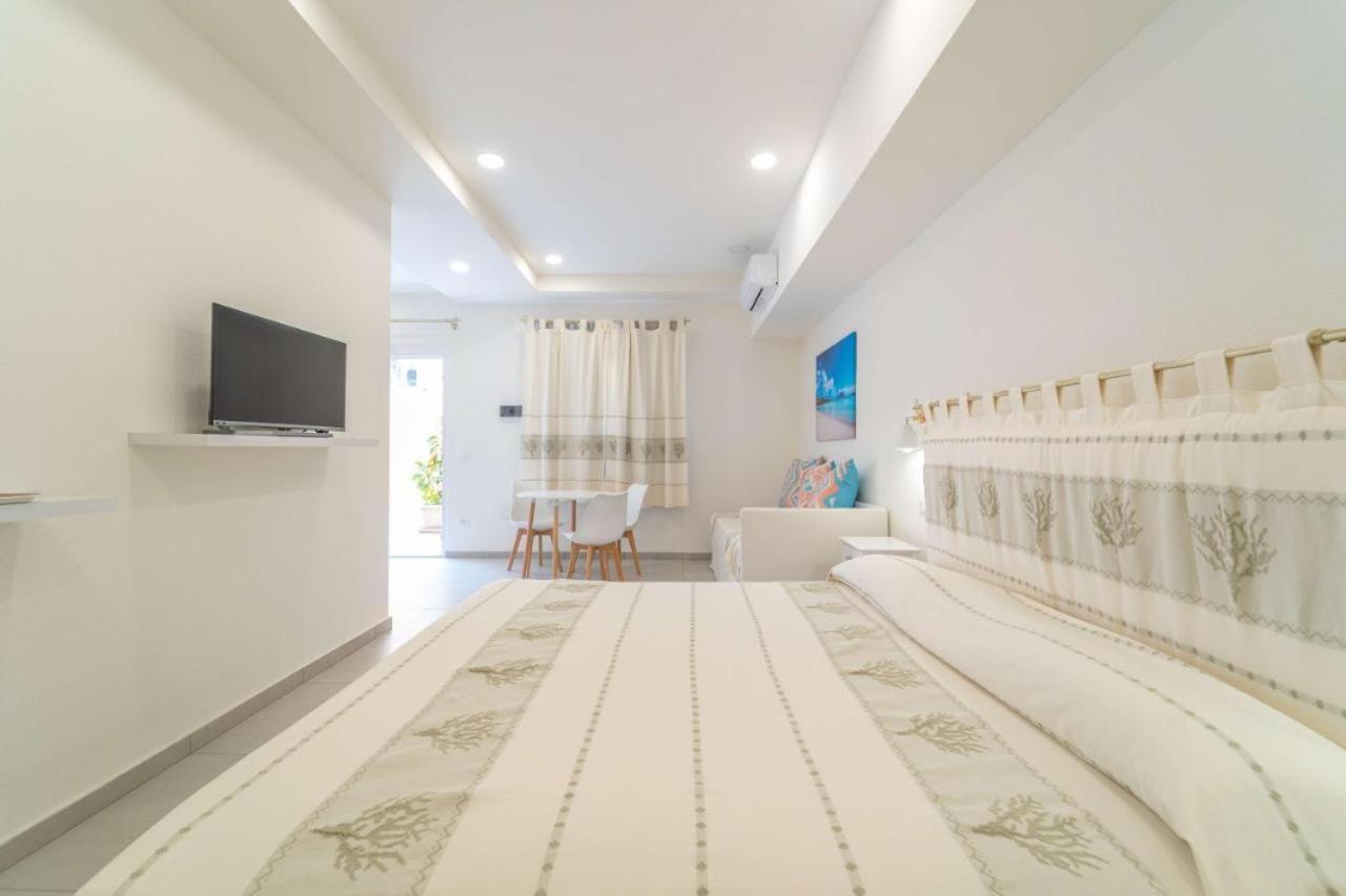 La Stampa Room Olbia Kültér fotó